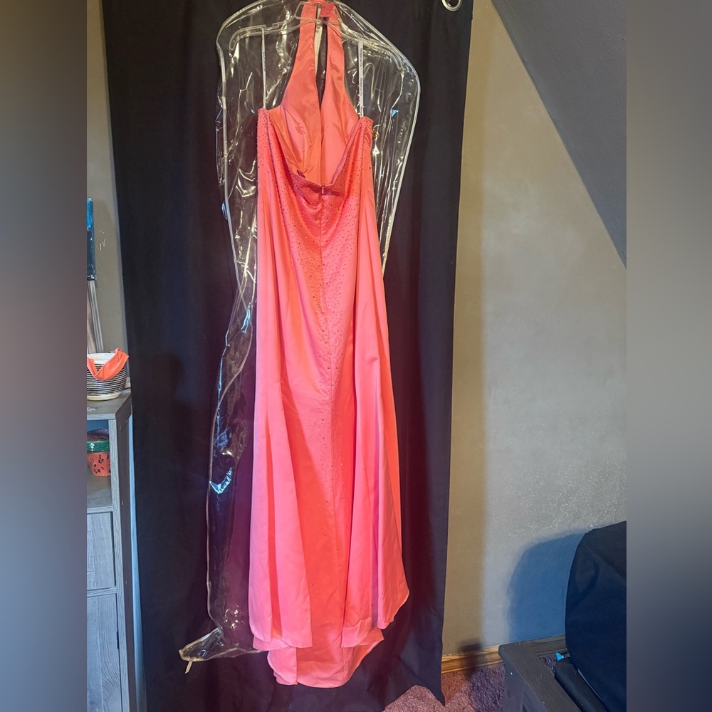 Prom Dress! - Picture 3 of 7